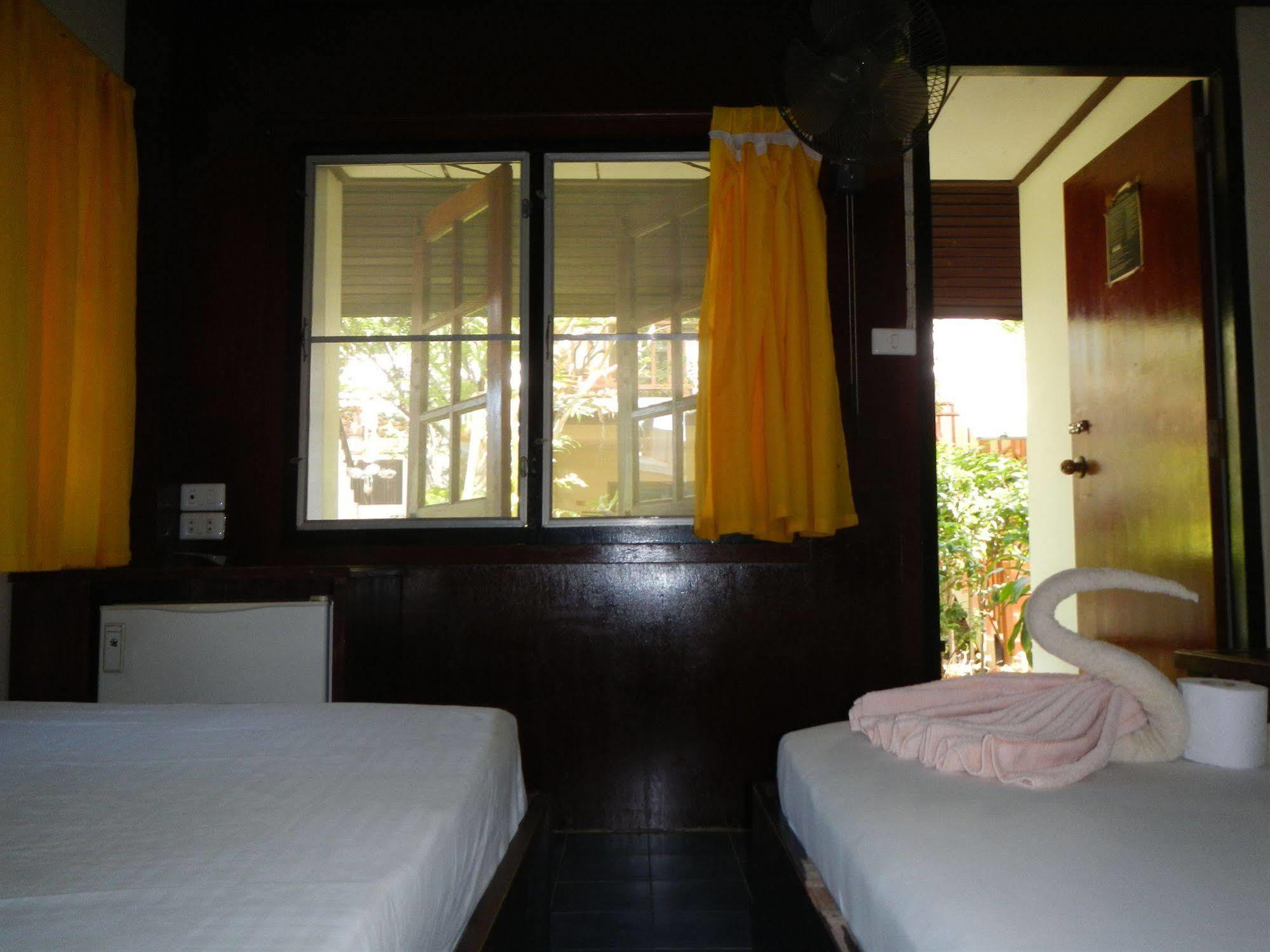 Sunrise Bungalow Lamai Beach  Bagian luar foto